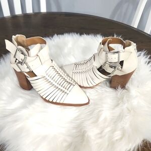 NWOT. Gianni Bini wrapped up leather booties, sz. 7.5 M